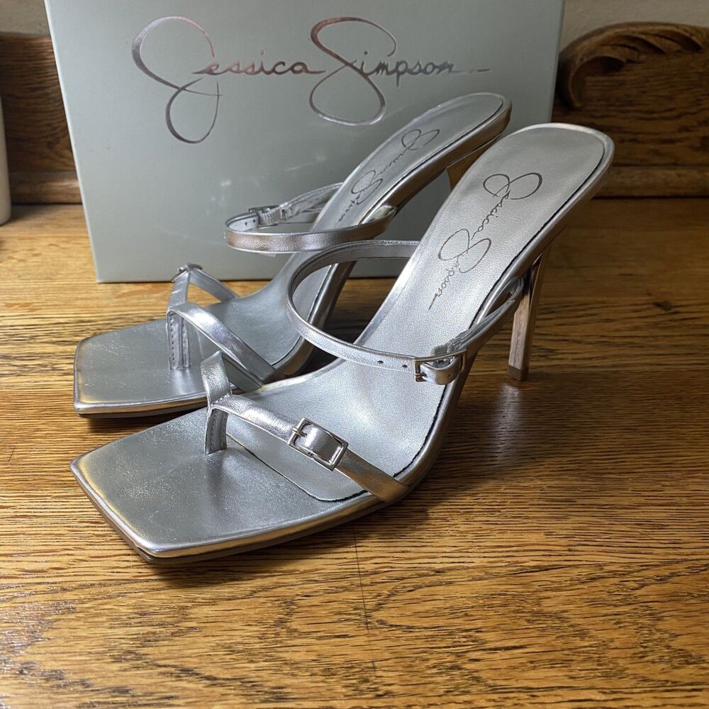 Jessica Simpson Womens Poshie Thong Heels Size 7 Silver Metallic Slip On New